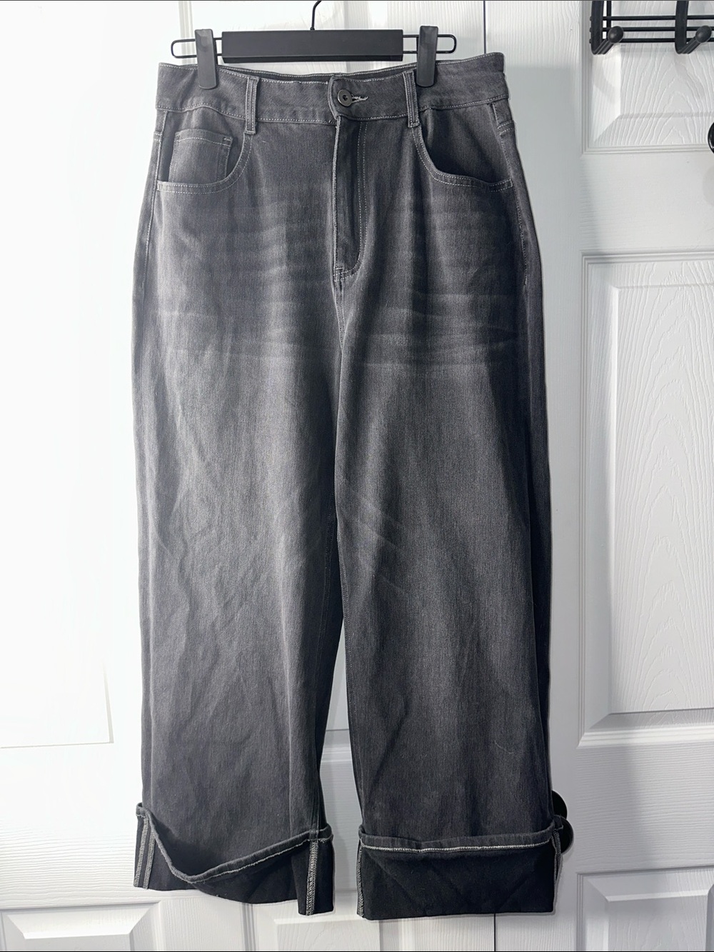 HALARA Black Relaxed Jeans
